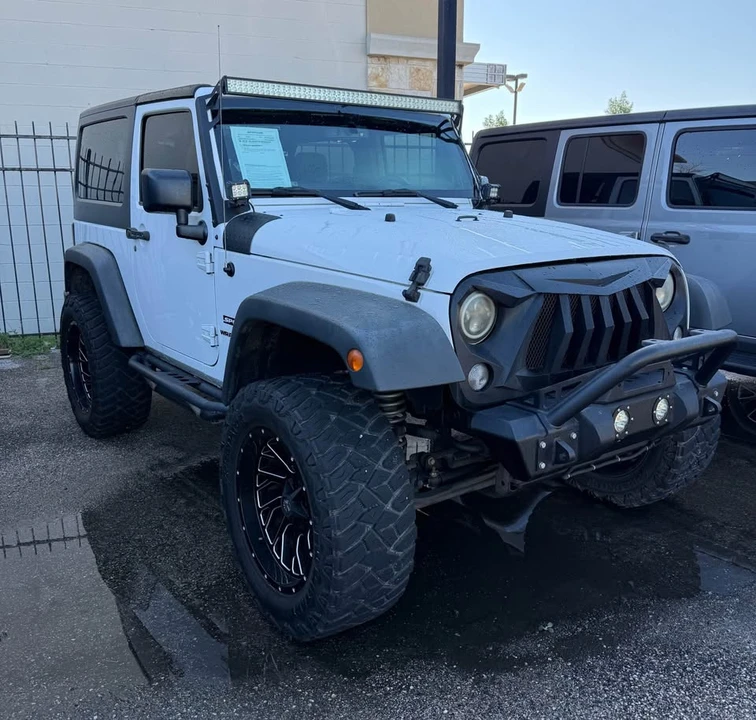 2017 Jeep JK Wrangler - Image 2 of 11