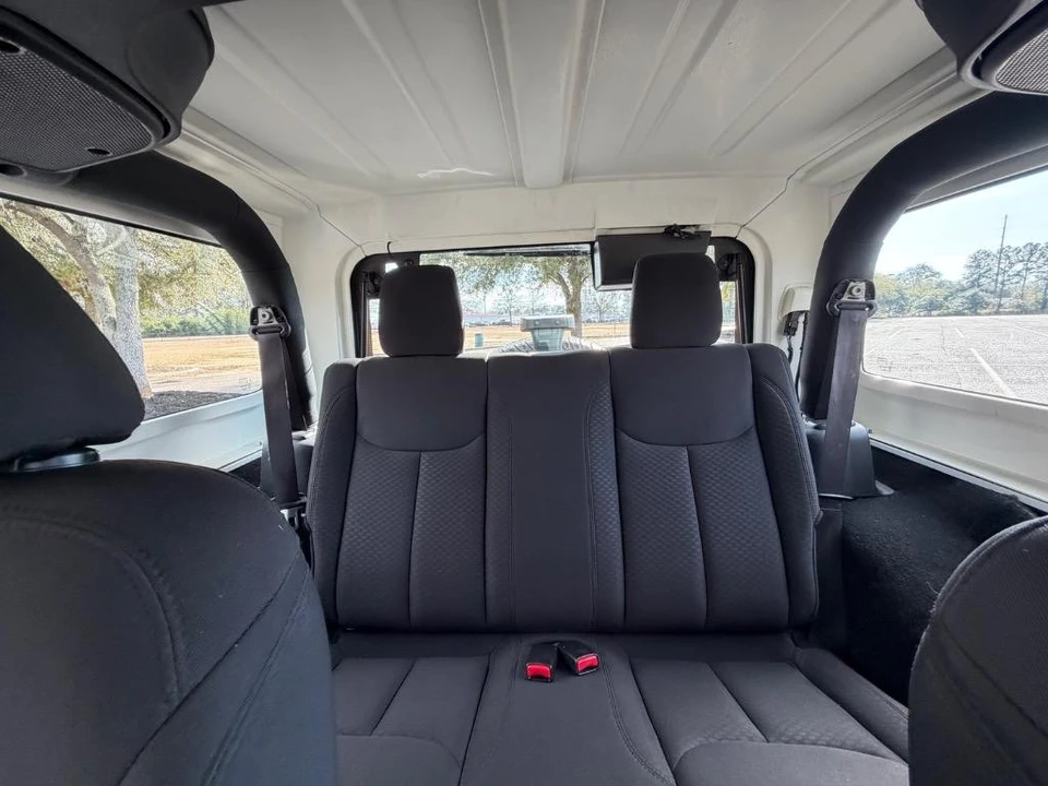 2017 Jeep JK Wrangler - Image 17 of 21