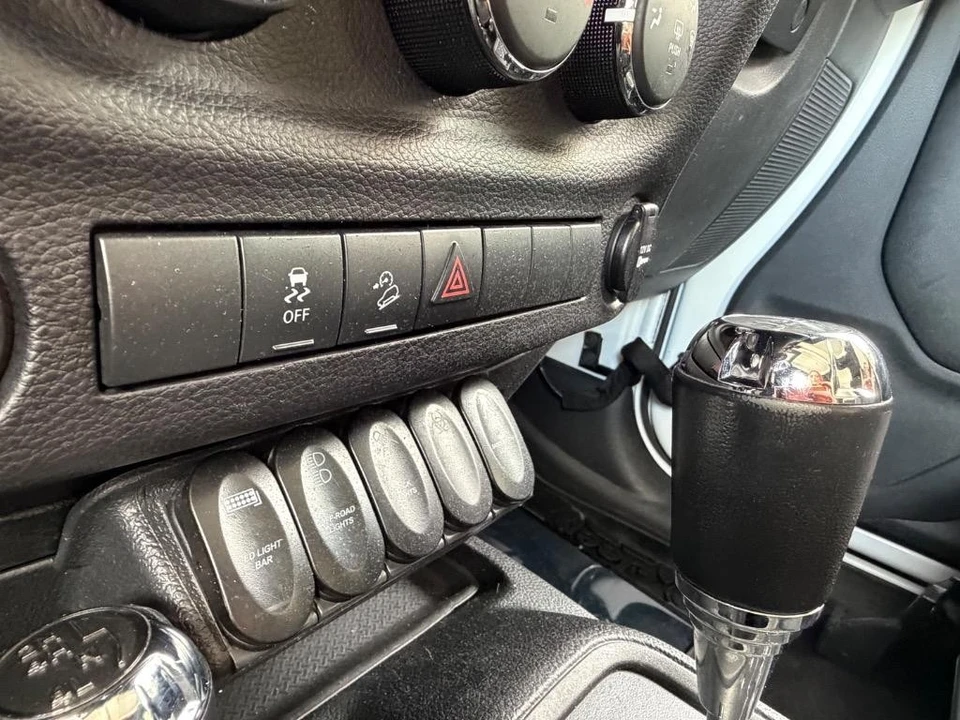 2017 Jeep JK Wrangler - Image 18 of 21