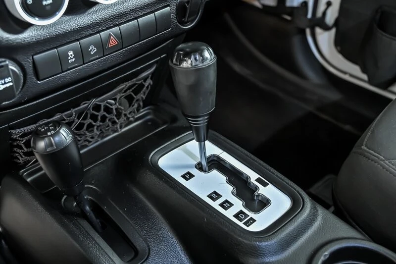 2017 Jeep JK Wrangler - Image 26 of 27