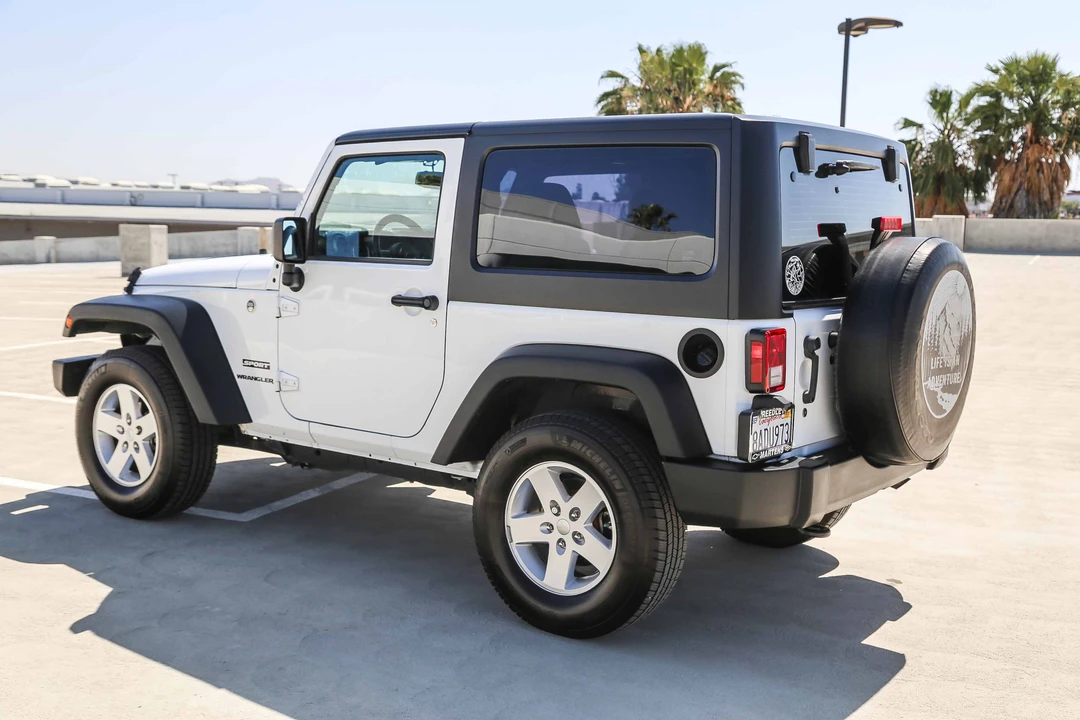 2017 Jeep JK Wrangler - Image 9 of 31