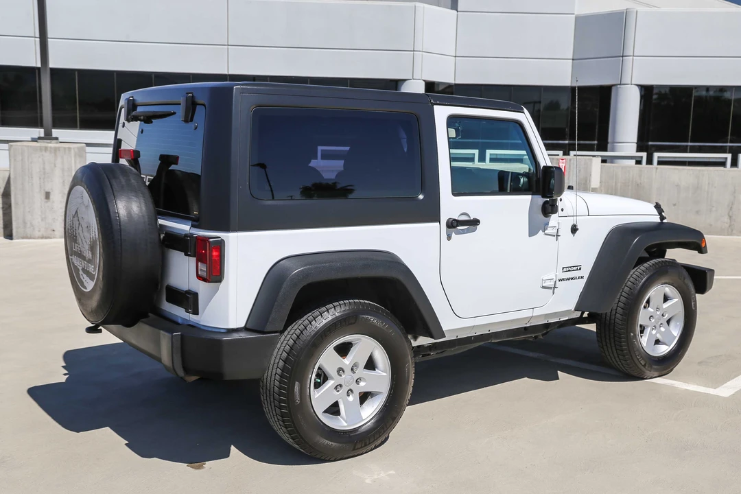 2017 Jeep JK Wrangler - Image 17 of 31