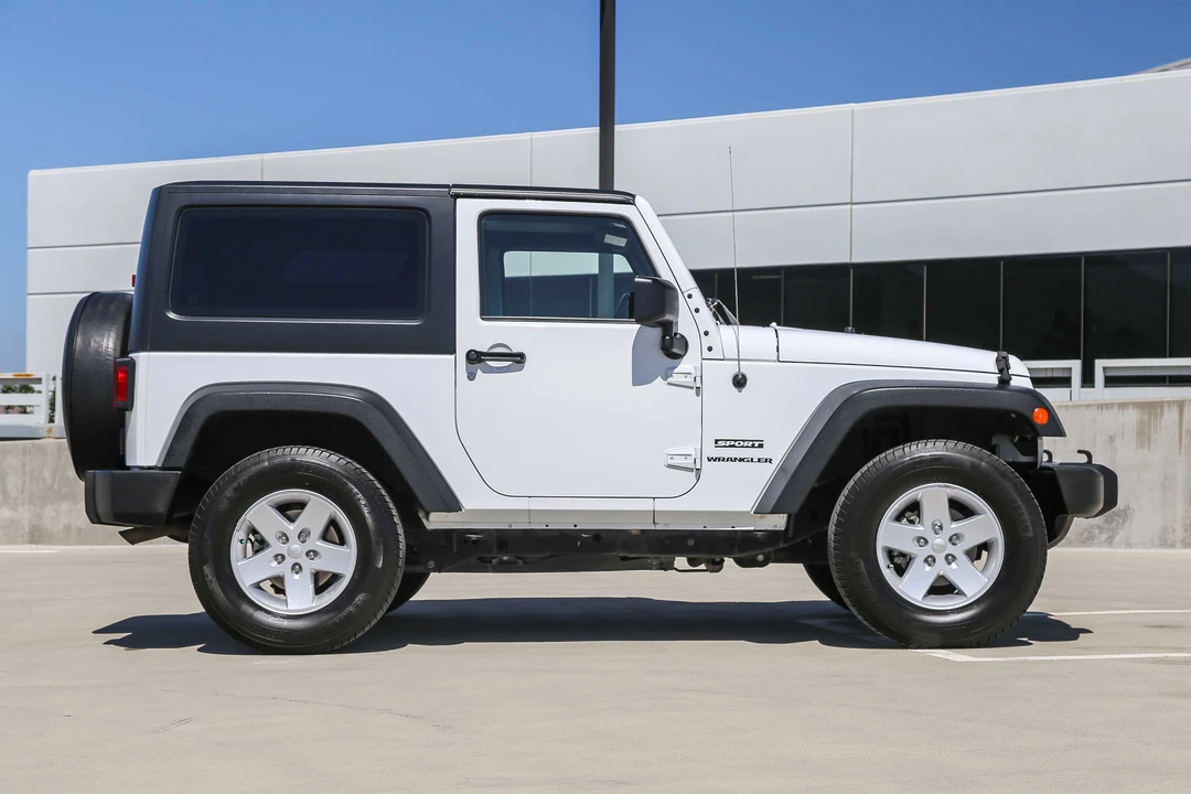 2017 Jeep JK Wrangler - Image 18 of 31