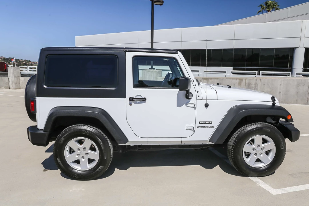 2017 Jeep JK Wrangler - Image 19 of 31