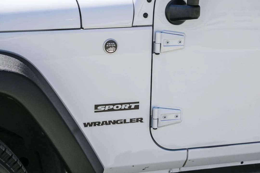 2017 Jeep JK Wrangler - Image 29 of 31