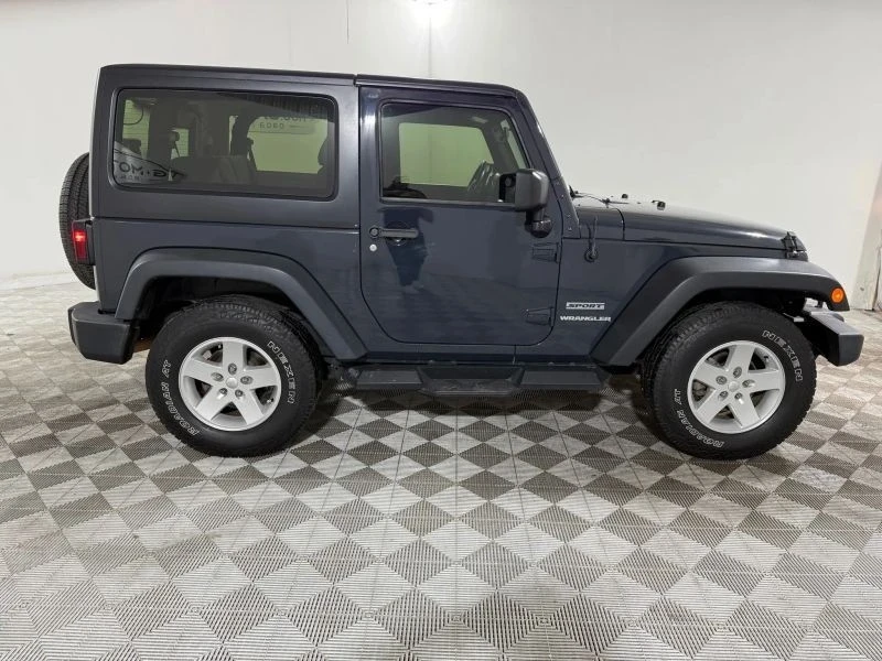 2017 Jeep JK Wrangler - Image 9 of 12