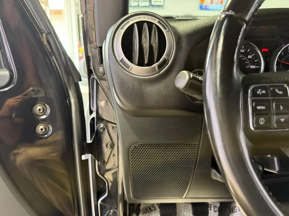 2017 Jeep JK Wrangler - Image 18 of 31