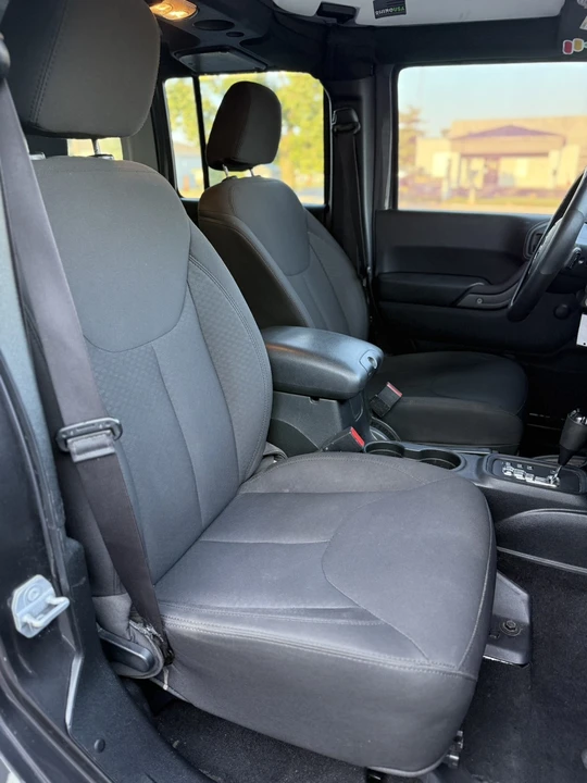 2017 Jeep JK Wrangler - Image 15 of 17