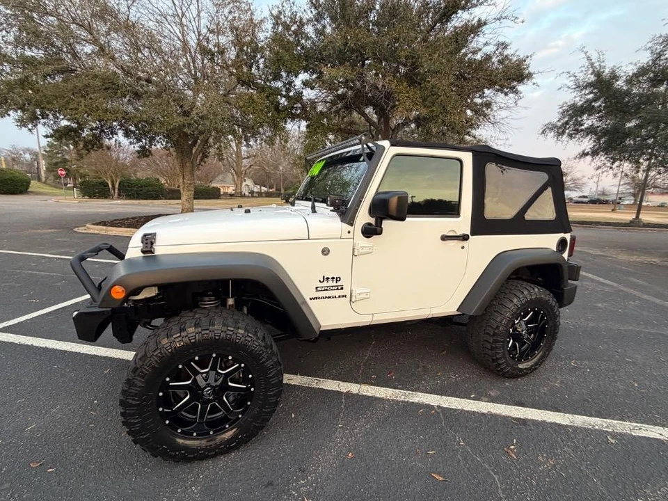 2017 Jeep JK Wrangler - Image 2 of 21