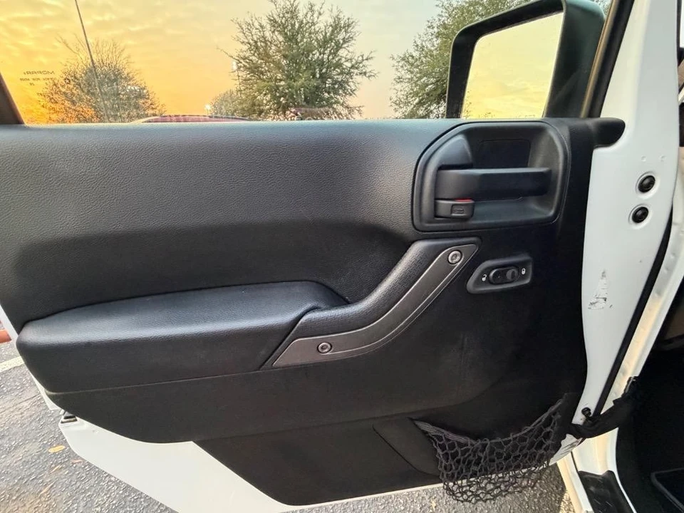 2017 Jeep JK Wrangler - Image 6 of 21