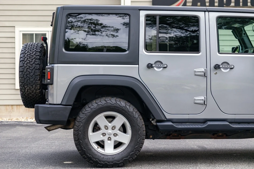 2017 Jeep JK Wrangler - Image 5 of 21