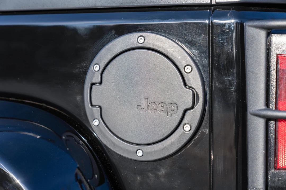 2017 Jeep JK Wrangler - Image 13 of 31