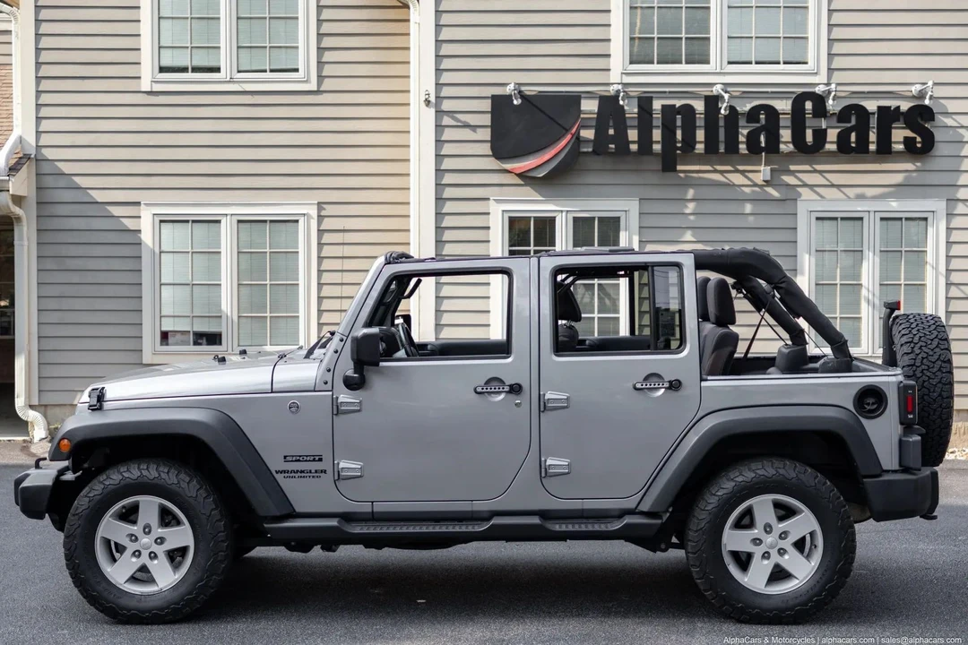 2017 Jeep JK Wrangler - Image 14 of 31
