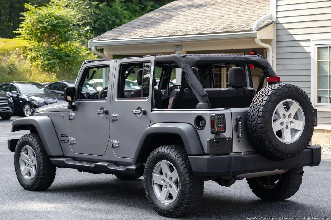 2017 Jeep JK Wrangler - Image 12 of 31