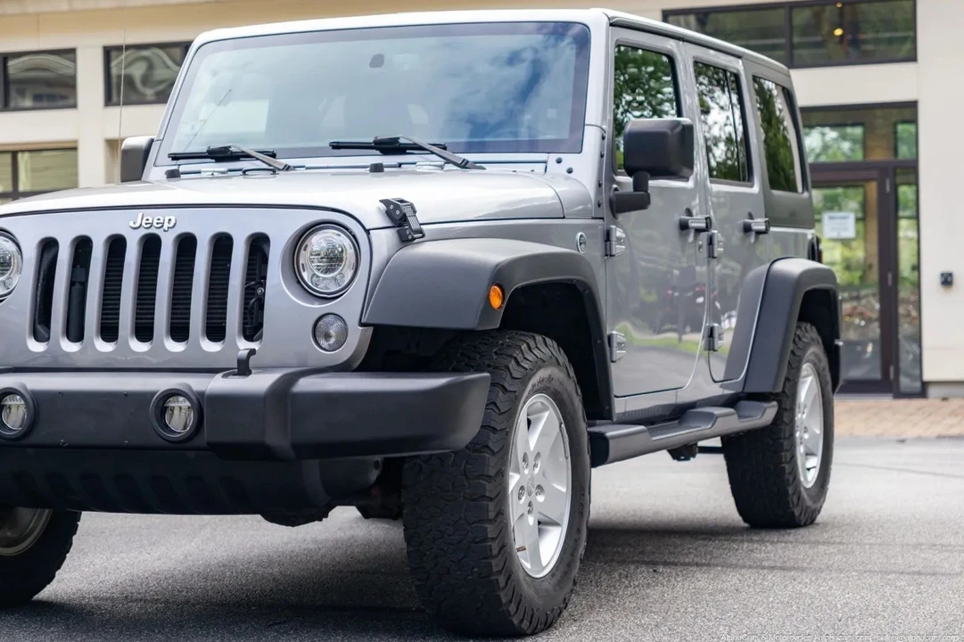 2017 Jeep JK Wrangler - Image 23 of 31