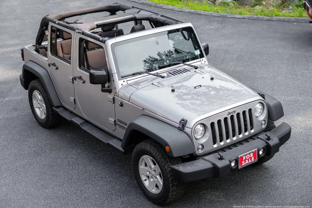 2017 Jeep JK Wrangler - Image 4 of 31