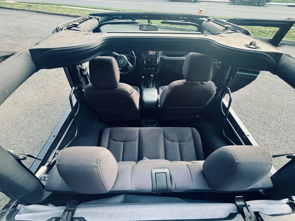 2017 Jeep JK Wrangler - Image 7 of 8