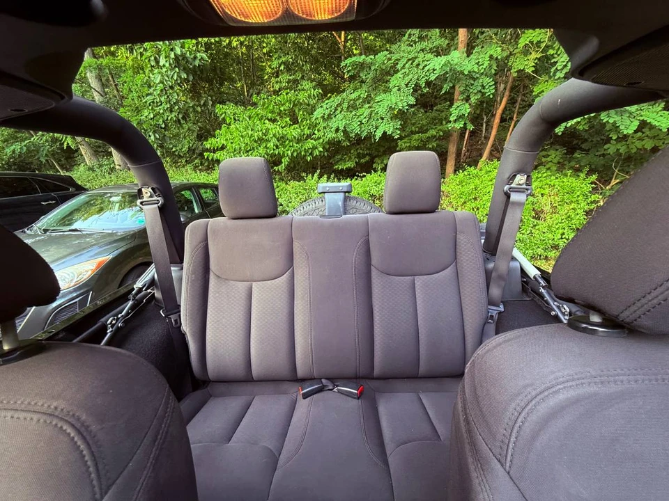 2017 Jeep JK Wrangler - Image 8 of 8