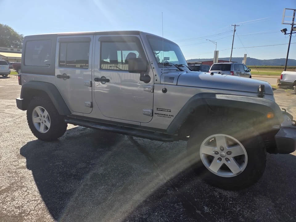 2017 Jeep JK Wrangler - Image 6 of 10