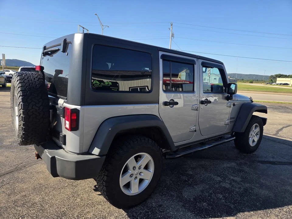 2017 Jeep JK Wrangler - Image 5 of 10