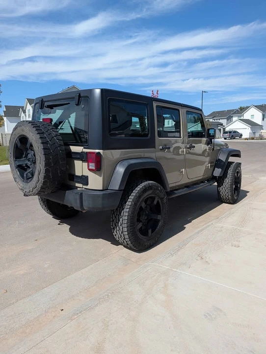 2017 Jeep JK Wrangler - Image 4 of 11