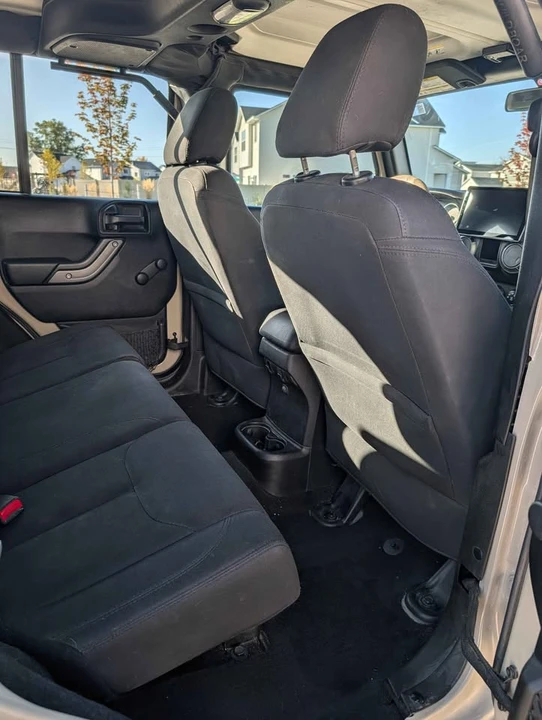 2017 Jeep JK Wrangler - Image 10 of 11