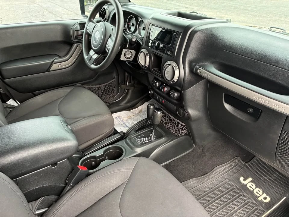 2017 Jeep JK Wrangler - Image 4 of 4