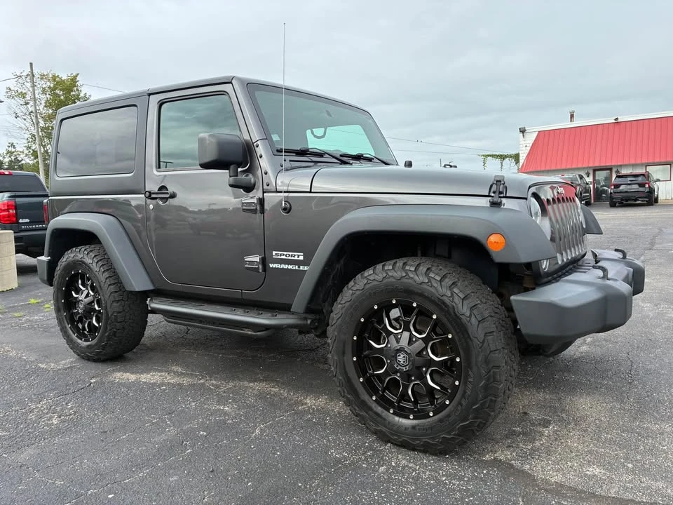 2017 Jeep JK Wrangler - Image 2 of 4