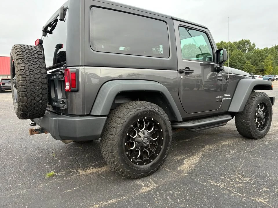 2017 Jeep JK Wrangler - Image 3 of 4