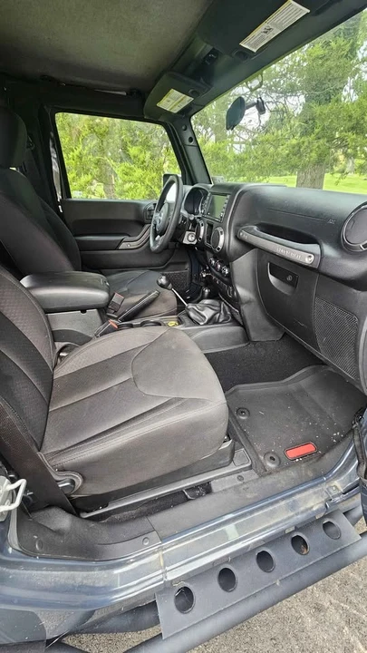 2017 Jeep JK Wrangler - Image 6 of 7
