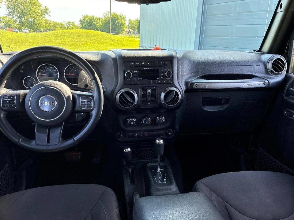 2017 Jeep JK Wrangler - Image 5 of 7