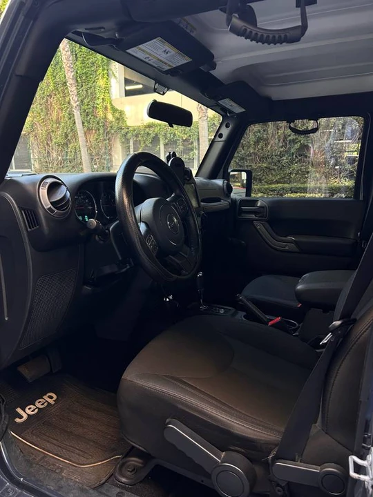 2017 Jeep JK Wrangler - Image 10 of 11