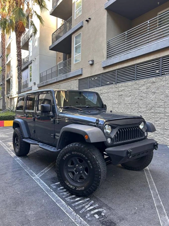 2017 Jeep JK Wrangler - Image 2 of 11