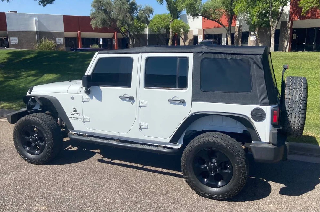 2017 Jeep JK Wrangler - Image 17 of 21