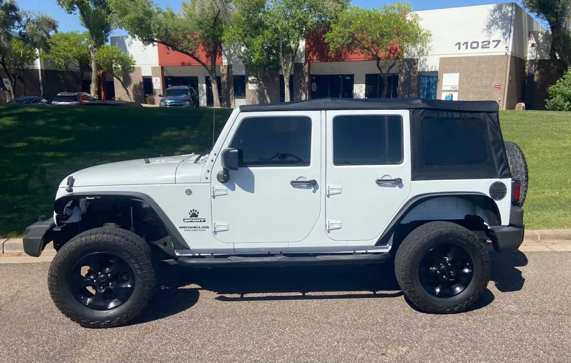 2017 Jeep JK Wrangler - Image 15 of 21