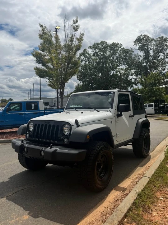 2017 Jeep JK Wrangler - Image 4 of 12