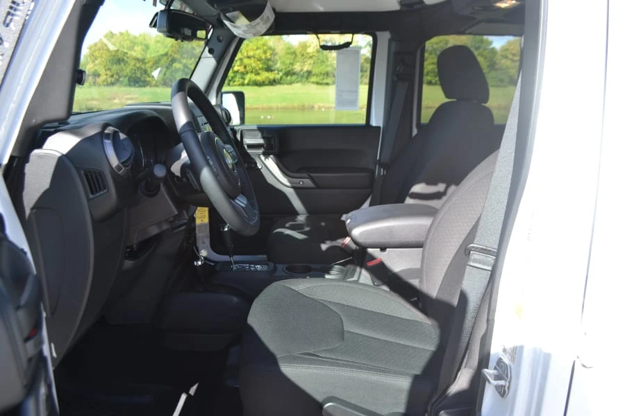 2017 Jeep JK Wrangler - Image 4 of 12
