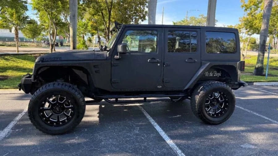 2017 Jeep JK Wrangler - Image 2 of 13