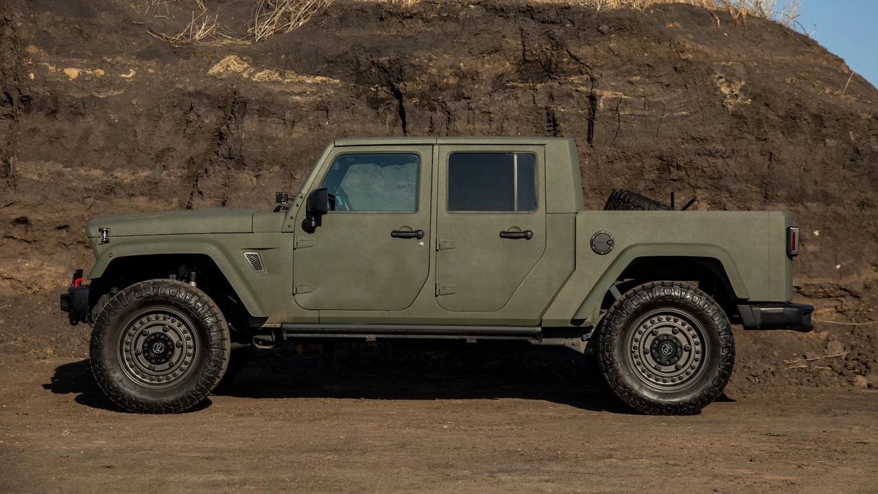 2017 Jeep JK Wrangler - Image 2 of 31