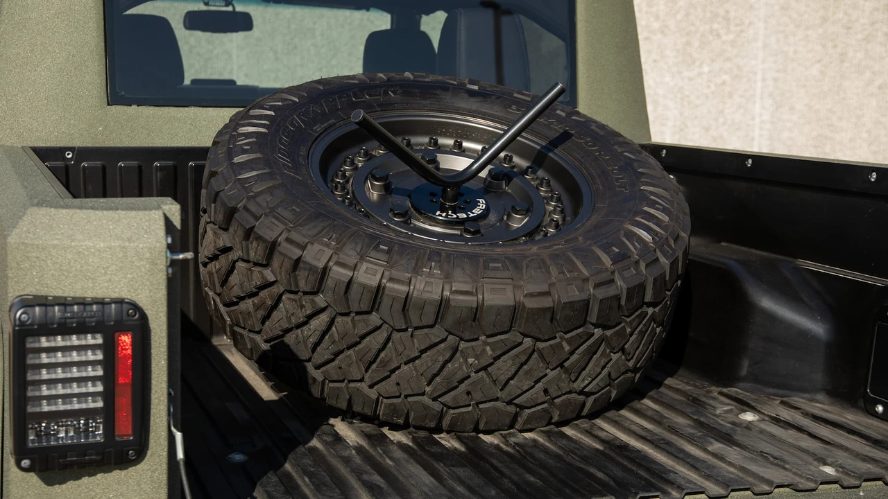 2017 Jeep JK Wrangler - Image 16 of 31