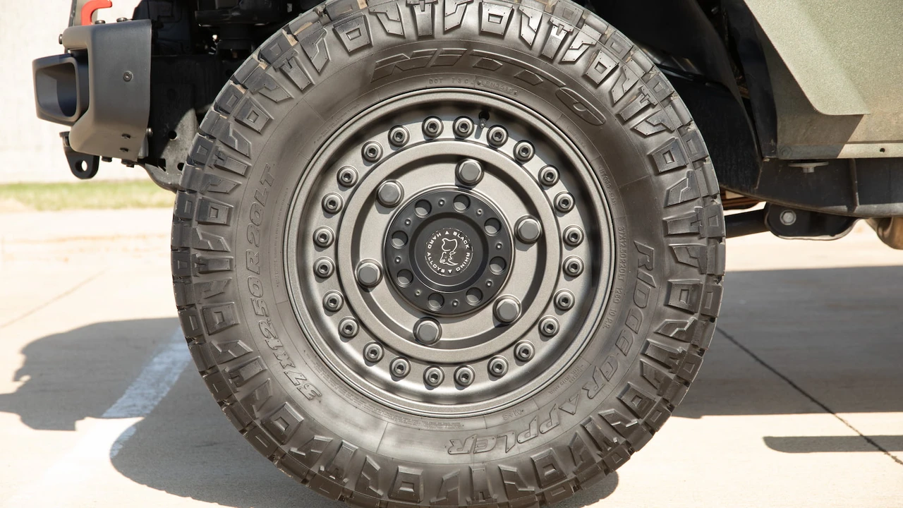 2017 Jeep JK Wrangler - Image 27 of 31