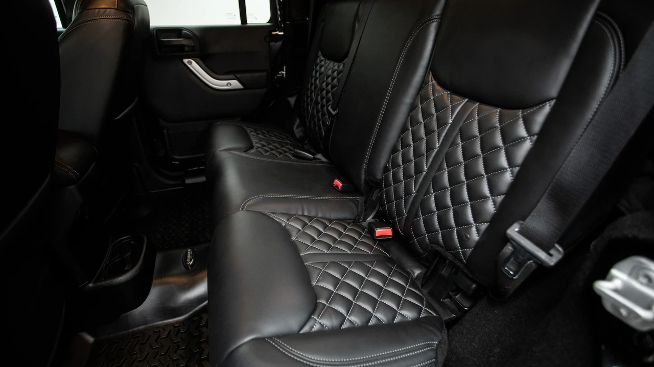 2017 Jeep JK Wrangler - Image 29 of 31