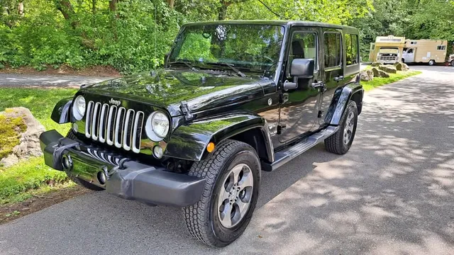 2017 Jeep Wrangler Unlimited Sahara