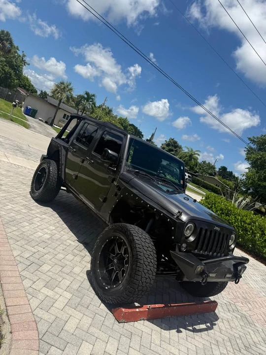 2017 Jeep JK Wrangler - Image 3 of 16