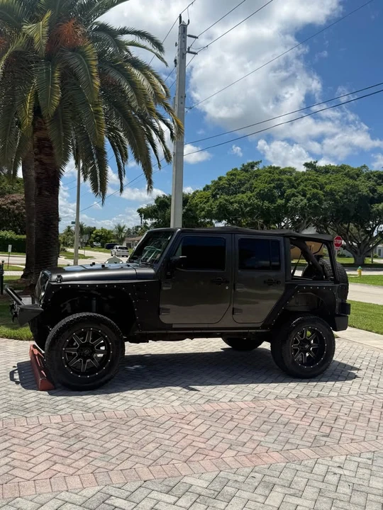 2017 Jeep JK Wrangler - Image 8 of 16