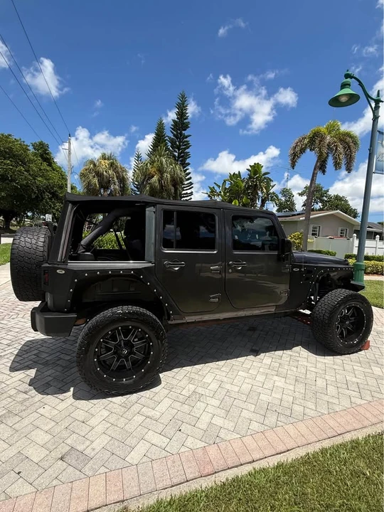 2017 Jeep JK Wrangler - Image 6 of 16