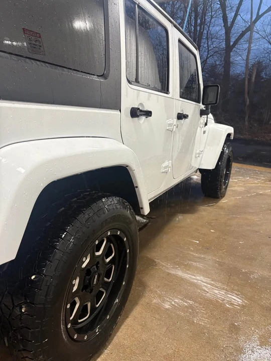 2017 Jeep JK Wrangler - Image 4 of 5