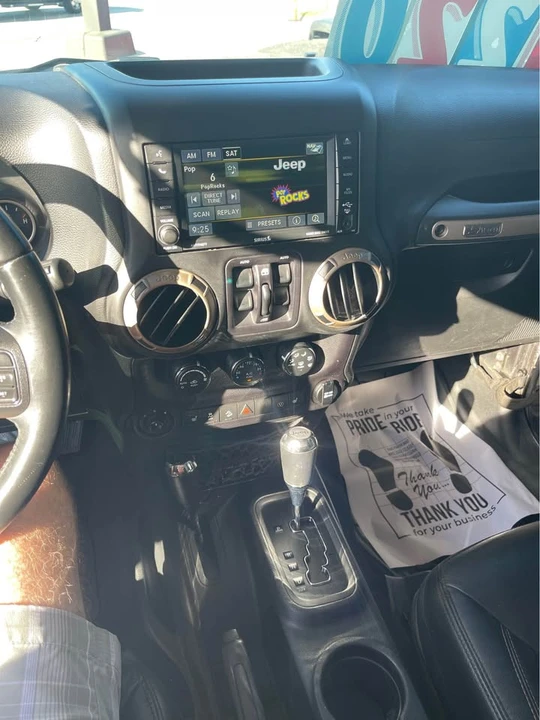 2017 Jeep JK Wrangler - Image 15 of 18