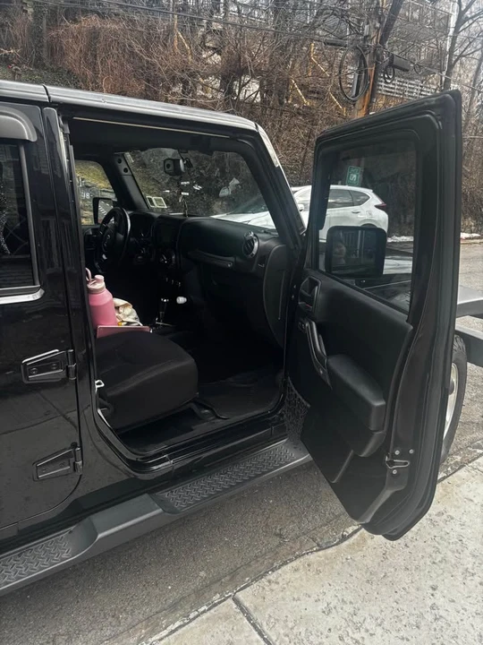 2017 Jeep JK Wrangler - Image 4 of 13