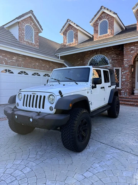 2017 Jeep JK Wrangler - Image 6 of 13